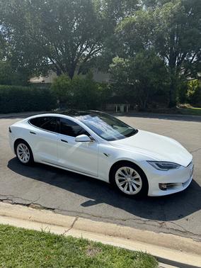 2017 Tesla Model S 75D