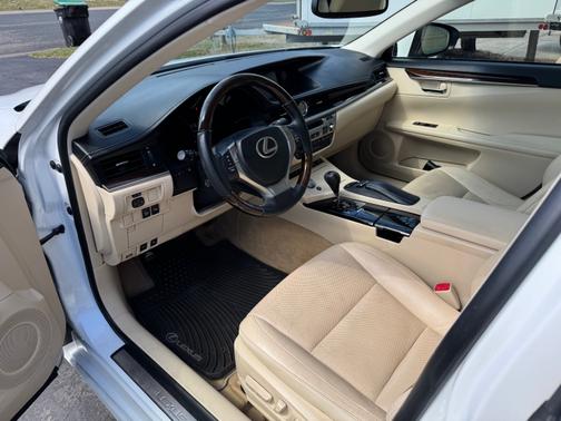 2013 Lexus ES 350 Base