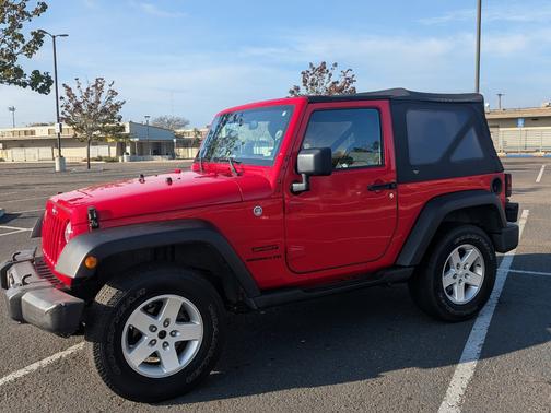 2016 Jeep Wrangler Sport