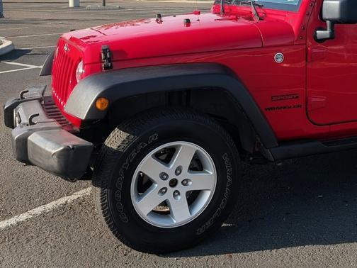 2016 Jeep Wrangler Sport