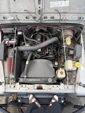 Silver 2001 Jeep Wrangler SE