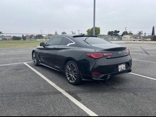 Black 2017 INFINITI Q60 3.0t Sport
