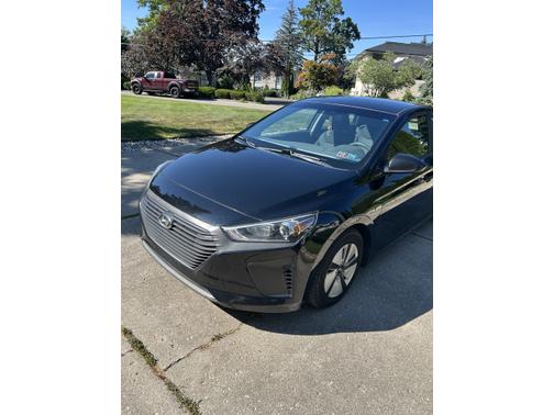 2018 Hyundai IONIQ Hybrid Blue