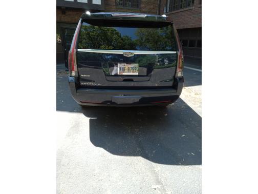 2018 Cadillac Escalade Luxury