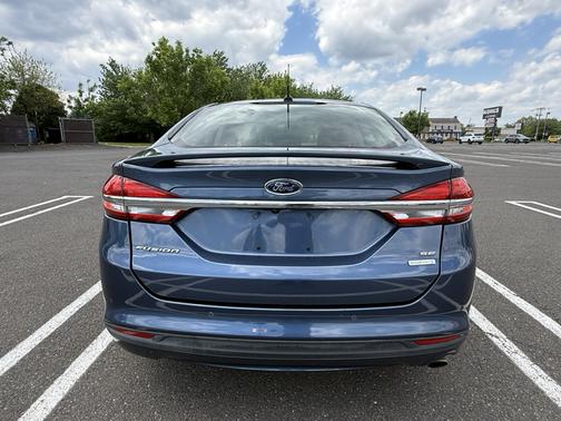 Blue 2018 Ford Fusion SE