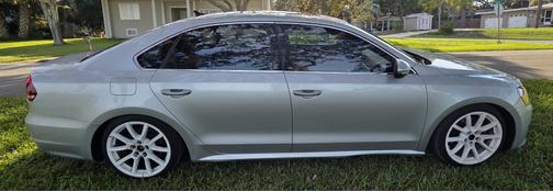 2012 Volkswagen Passat 2.5 SE