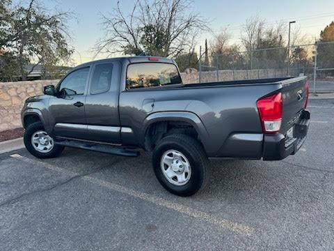 2017 Toyota Tacoma SR