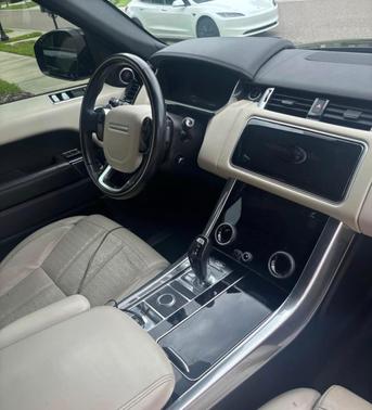 Black 2019 Land Rover Range Rover Sport HSE Dynamic
