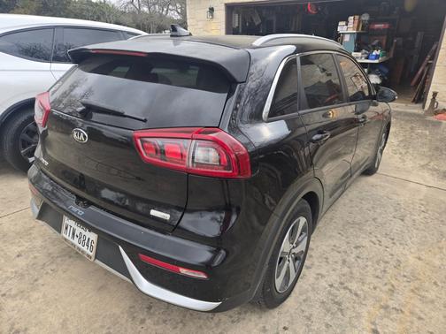 2017 Kia Niro EX