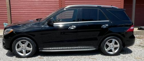 2013 Mercedes-Benz M-Class ML 550 4MATIC