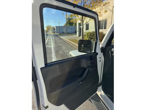 2012 Jeep Wrangler Unlimited Altitude