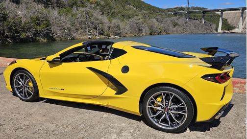 2025 Chevrolet Corvette Stingray w/2LT