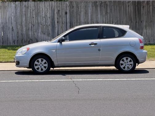 Silver 2009 Hyundai Accent GS