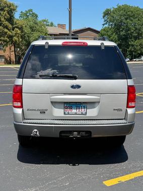 Silver 2005 Ford Explorer XLT