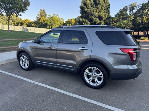 2011 Ford Explorer Limited