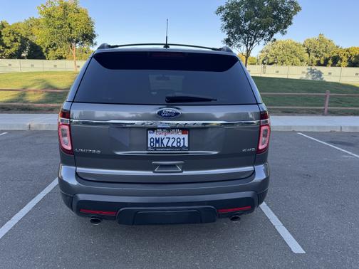2011 Ford Explorer Limited