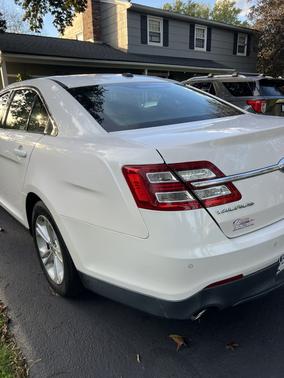 White 2017 Ford Taurus SEL