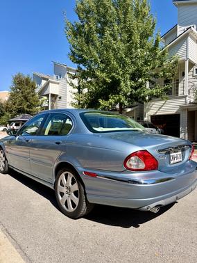Blue 2006 Jaguar X-Type 3