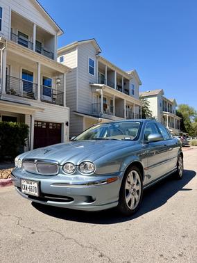 Blue 2006 Jaguar X-Type 3