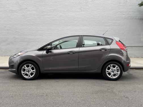 2014 Ford Fiesta SE