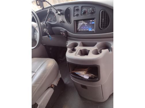 2002 Ford E250 Base