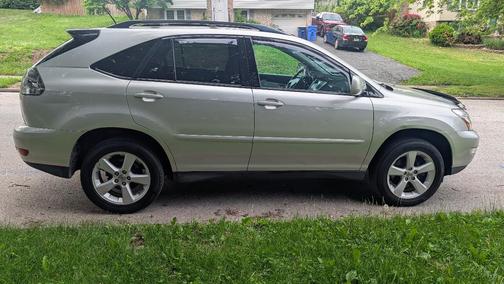 Silver 2005 Lexus RX 330 Base