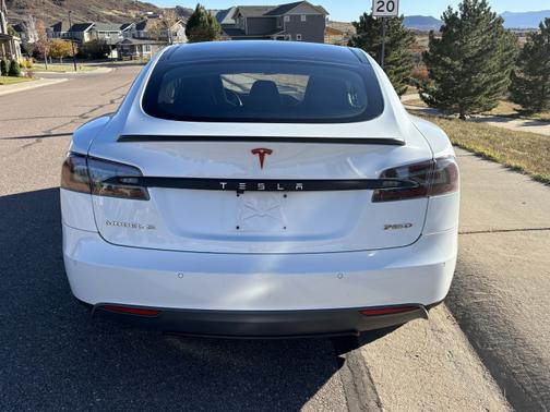 2014 Tesla Model S P85D