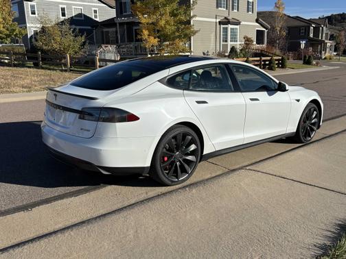 2014 Tesla Model S P85D
