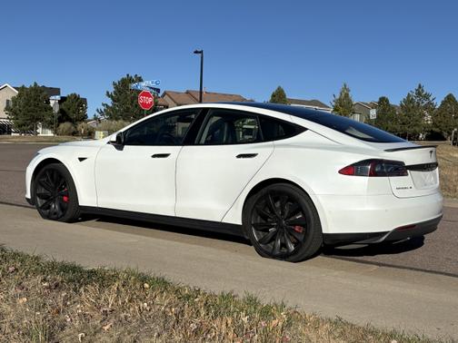 2014 Tesla Model S P85D