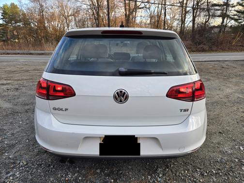 2017 Volkswagen Golf TSI S 4-Door
