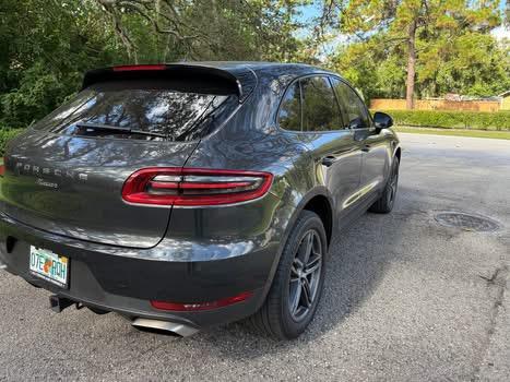 2017 Porsche Macan Macan