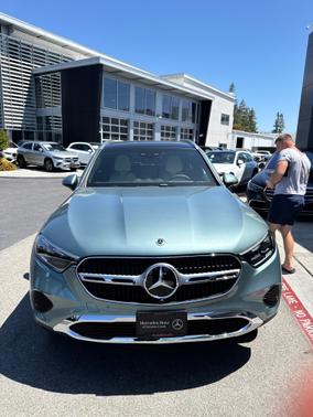 2025 Mercedes-Benz GLC 300 4MATIC