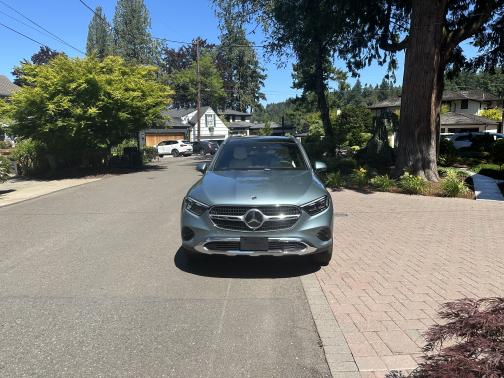 2025 Mercedes-Benz GLC 300 4MATIC
