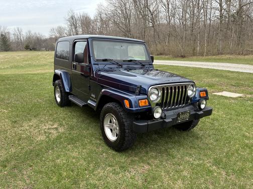Blue 2005 Jeep Wrangler Unlimited