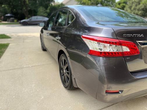 Gray 2013 Nissan Sentra SL