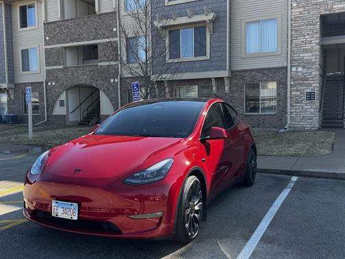 2023 Tesla Model Y Performance