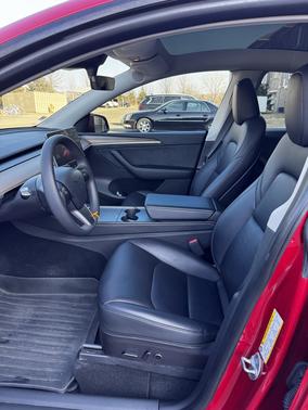 2023 Tesla Model Y Performance