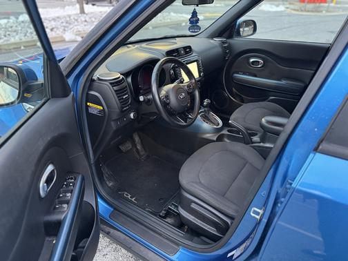 2015 Kia Soul +