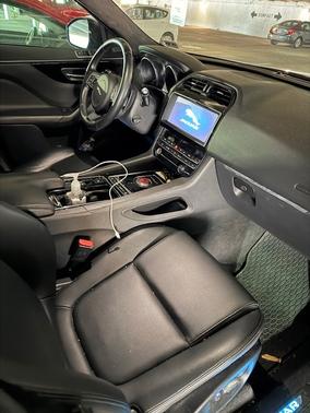 2019 Jaguar F-PACE 25t Premium