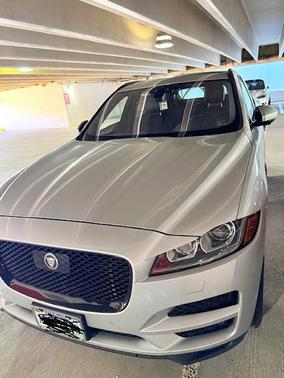 2019 Jaguar F-PACE 25t Premium