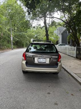 Brown 2008 Subaru Outback 2.5 i