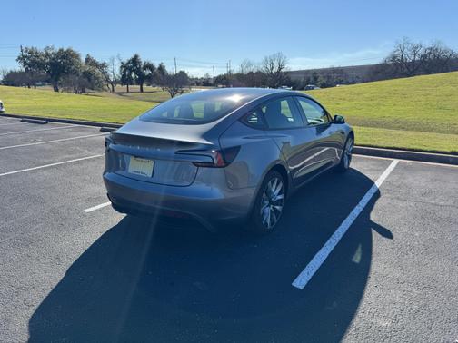 2025 Tesla Model 3 Long Range AWD