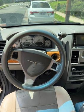 Silver 2008 Chrysler Town & Country Limited