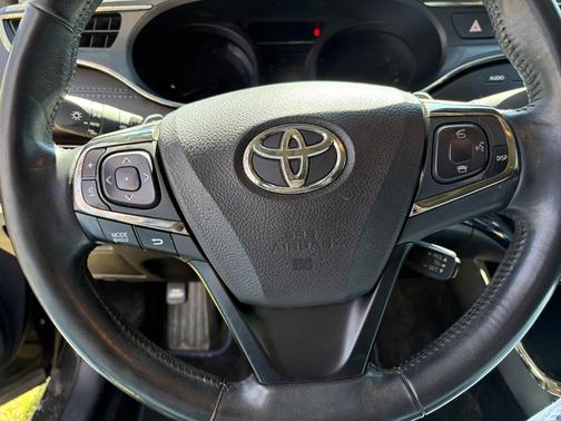 Black 2015 Toyota Avalon Touring SE