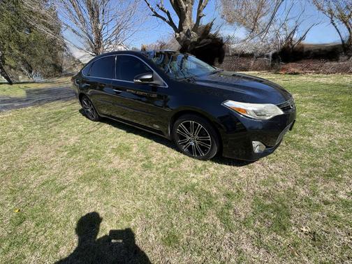 Black 2015 Toyota Avalon Touring SE