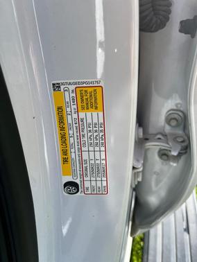 White 2023 GMC Sierra 1500 Denali