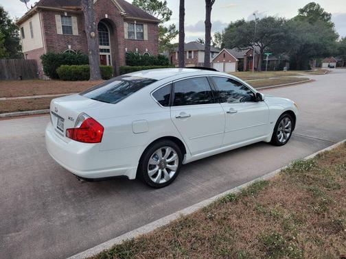 2007 INFINITI M35 x