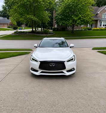 White 2017 INFINITI Q60 3.0t Red Sport 400