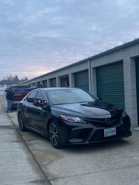 2020 Toyota Camry SE