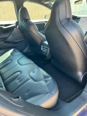 2017 Tesla Model S 75D